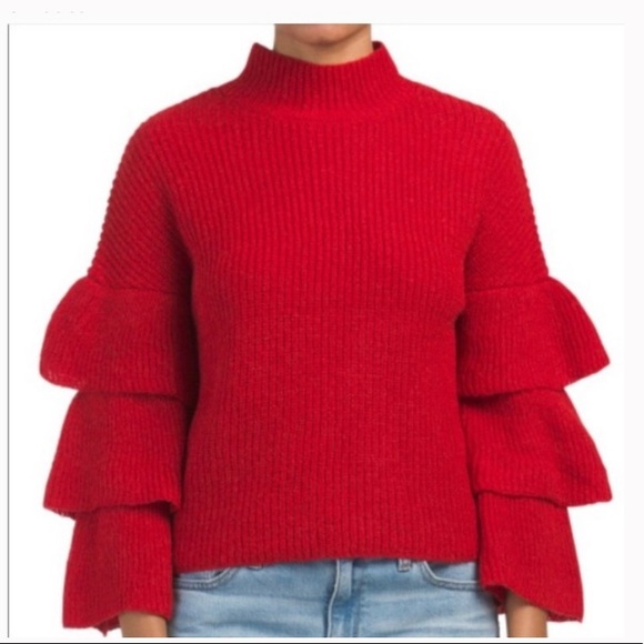 ruby moon Sweaters - Tier sleeve sweater